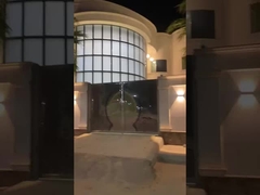 Menciptakan dinding pemisah ruang kaca patri untuk rumah